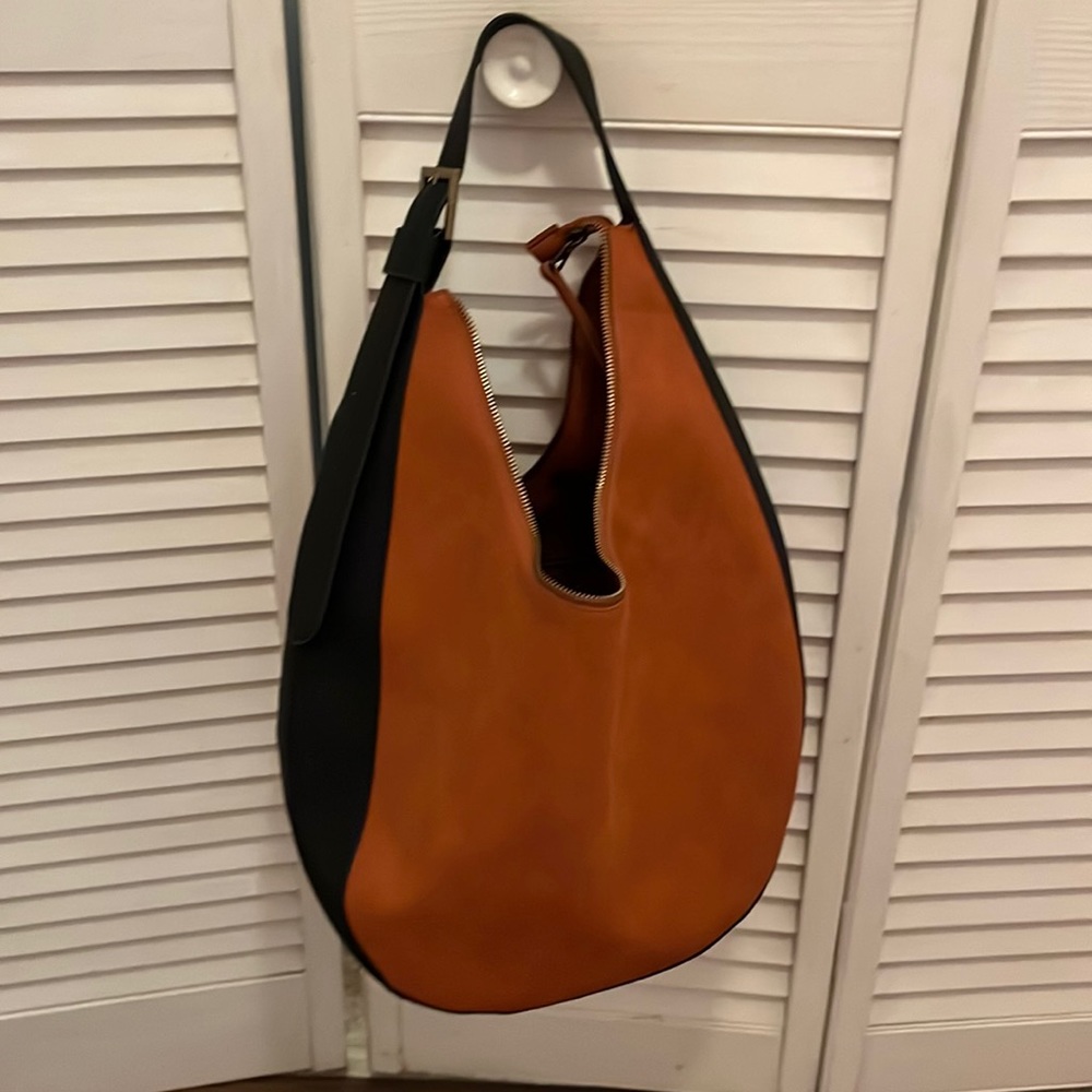 🥳 2 for $10 🥳 Color-block lightweight purse